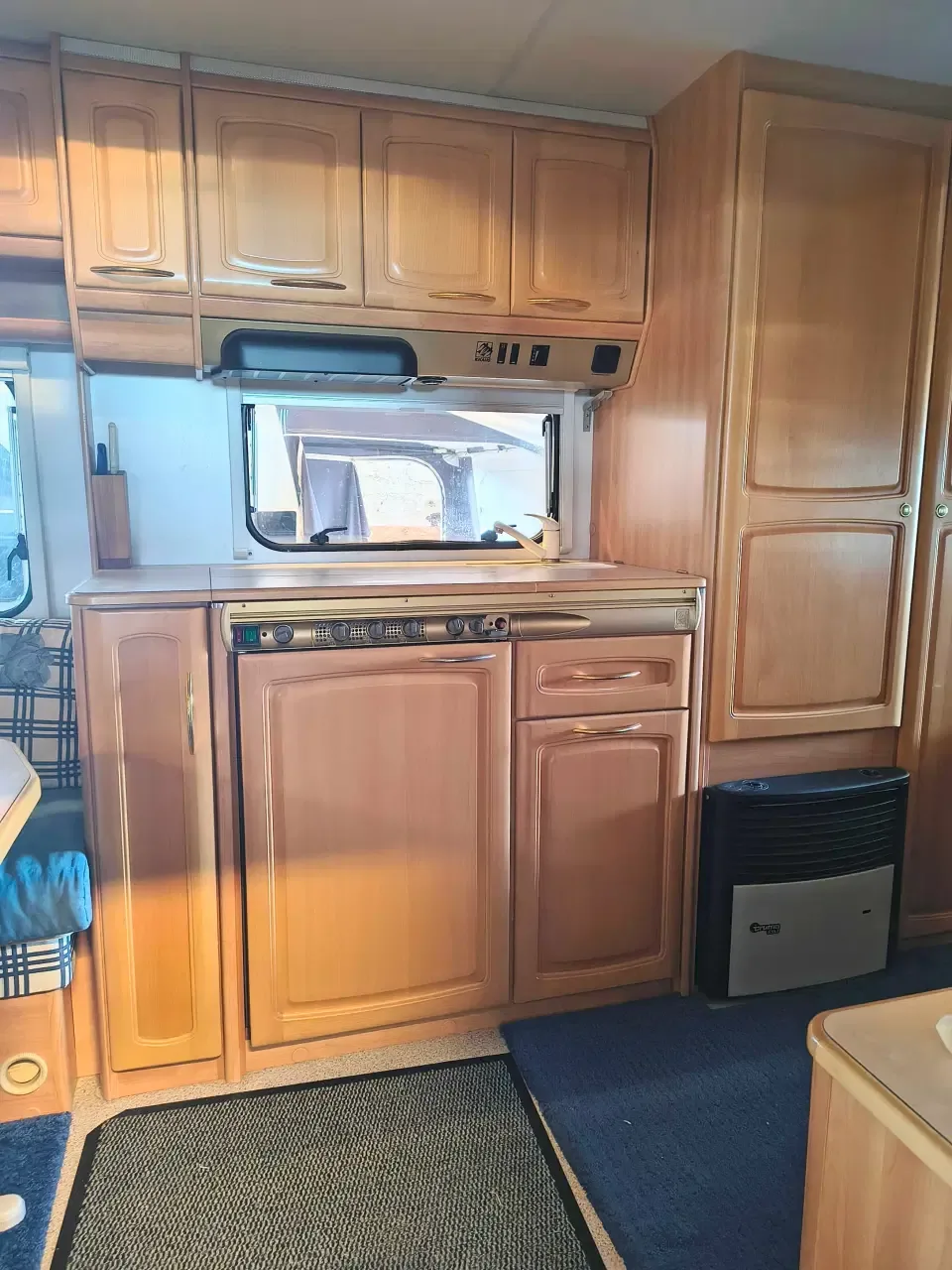 Knaus Azure årg 2000 billede 2
