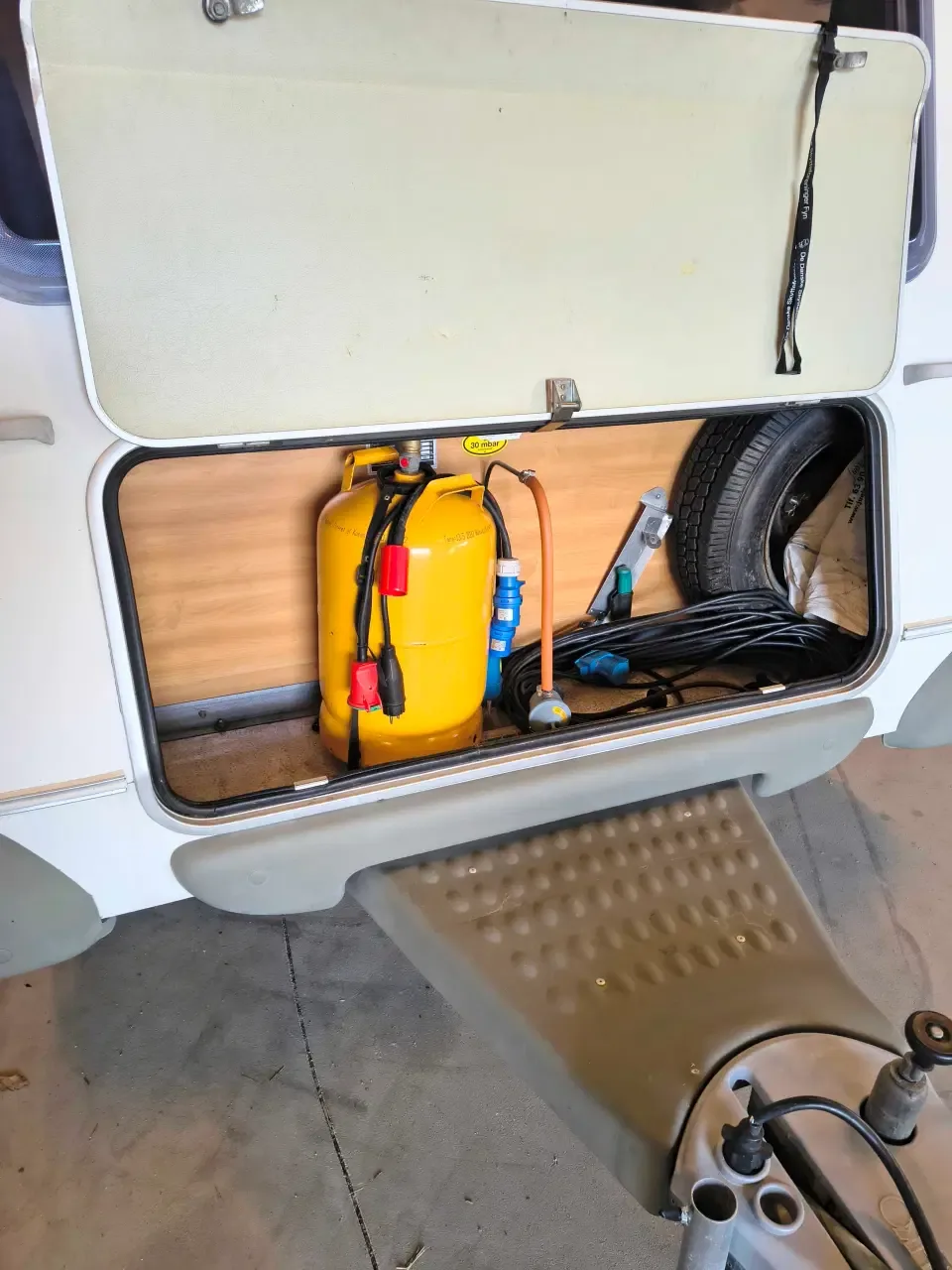 Knaus Azure årg 2000 billede 4